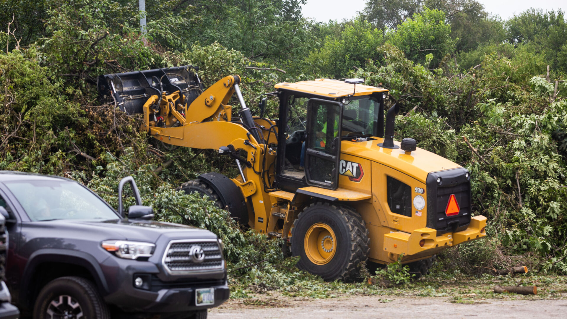 081125-owh-new-debris-cm07.jpg